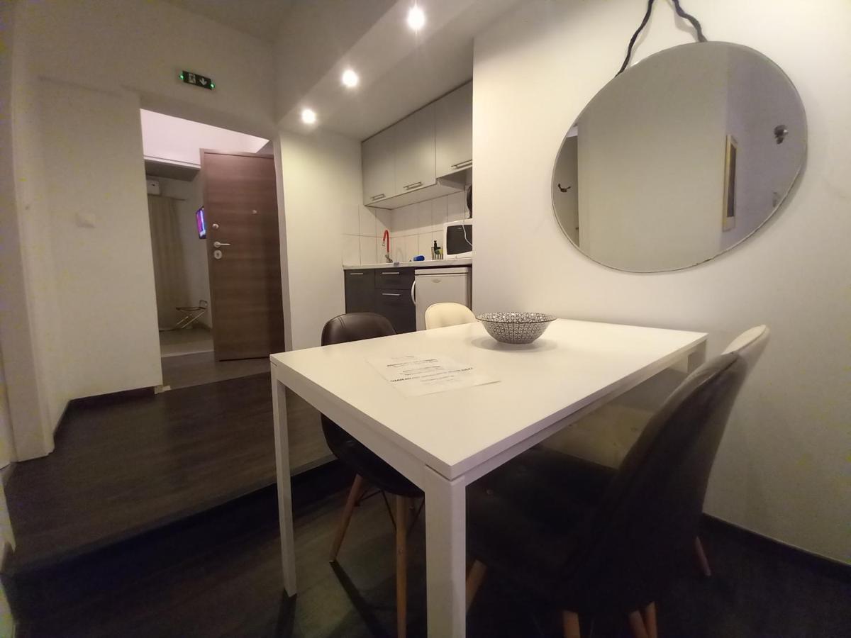 סלוניקי Filippos Downtown - 2Br Lux Apartment - Tsimiski Ladadika - Explore Center By Foot - Close To Aristotelous Square מראה חיצוני תמונה